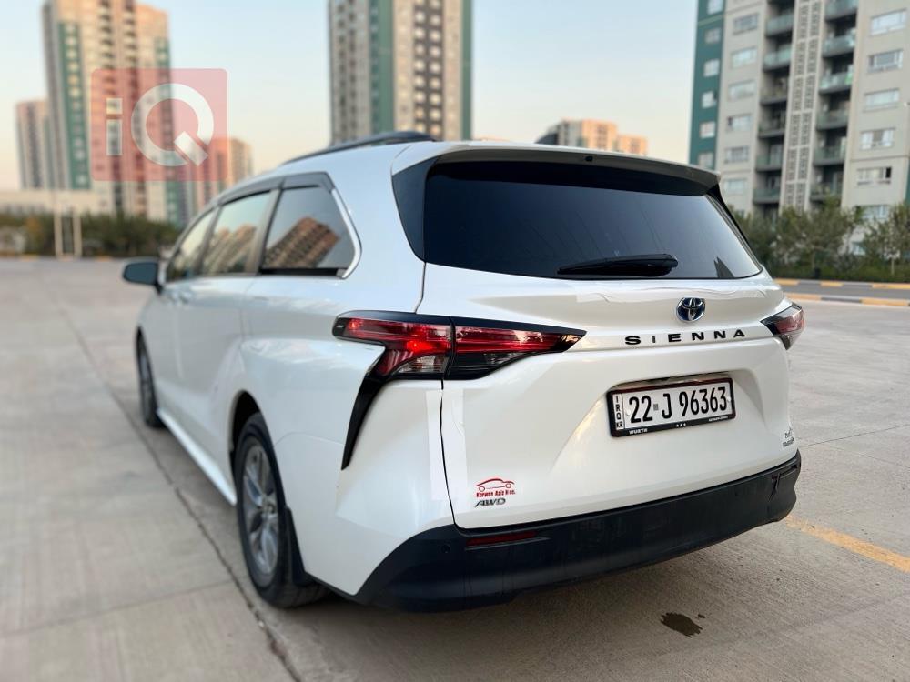 Toyota Sienna